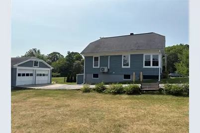 202 Lincoln Street, Seekonk, MA 02771 - Photo 2