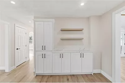 228 London Avenue, Pawtucket, RI 02861 - Photo 6