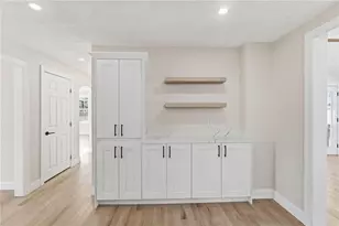 228 London Ave, Pawtucket, RI 02861 - Photo 6