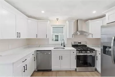 228 London Avenue, Pawtucket, RI 02861 - Photo 4