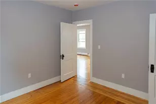10 Island Ave, East Providence, RI 02916 - Photo 12