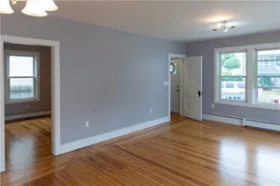 10 Island Ave, East Providence, RI 02916 - Photo 8