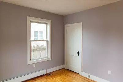 10 Island Avenue, East Providence, RI 02916 - Photo 12