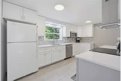 15 Austin Drive, Cumberland, RI 02864 - Photo 4