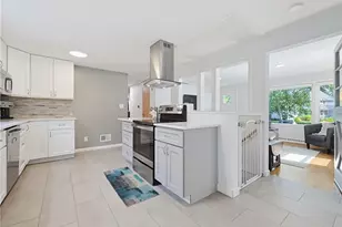 15 Austin Dr, Cumberland, RI 02864 - Photo 8
