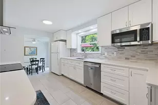 15 Austin Dr, Cumberland, RI 02864 - Photo 6