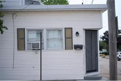 146 Pond Street, Pawtucket, RI 02860 - Photo 2