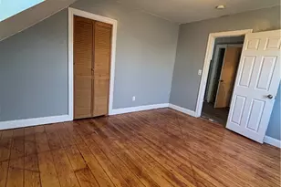 146 Pond St, Pawtucket, RI 02860 - Photo 24