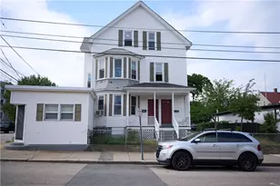 146 Pond St, Pawtucket, RI 02860 - Photo 1