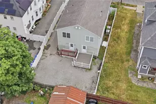 98 Oakland Ave, Providence, RI 02908 - Photo 44