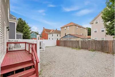 98 Oakland Avenue, Providence, RI 02908 - Photo 40