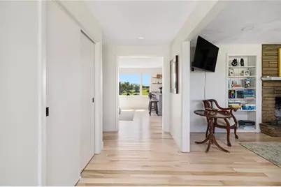 240 Matunuck Beach Road, South Kingstown, RI 02879 - Photo 10