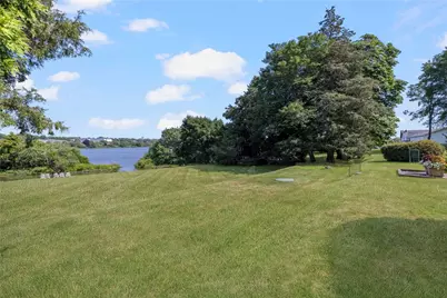 44 Bliss Mine Road #10, Middletown, RI 02842 - Photo 38