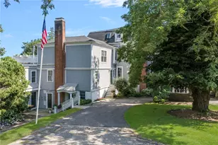 44 Bliss Mine Rd, Middletown, RI 02842 - Photo 2