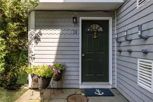 44 Bliss Mine Rd, Middletown, RI 02842 - Photo 6
