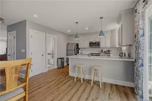224 Oliphant Ln, Middletown, RI 02842 - Photo 2