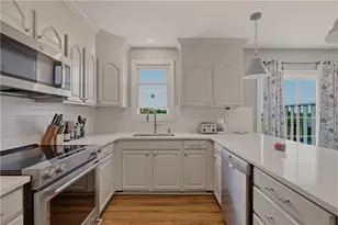 223 Oliphant Ln, Middletown, RI 02842 - Photo 4