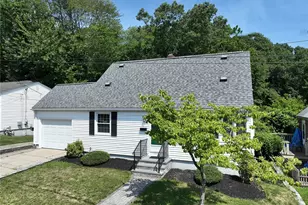 70 Sherman Ave, North Providence, RI 02911 - Photo 38