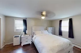 70 Sherman Ave, North Providence, RI 02911 - Photo 22