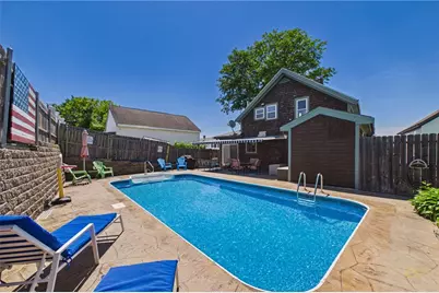 87 Stowe Street, Fall River, MA 02720 - Photo 2