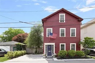 5 Tews Ct, Newport, RI 02840 - Photo 1