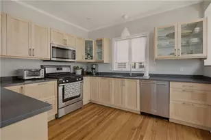 191 Third St, Newport, RI 02840 - Photo 16