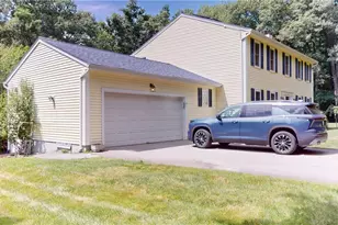 6 Forest Hill Dr, North Smithfield, RI 02896 - Photo 4