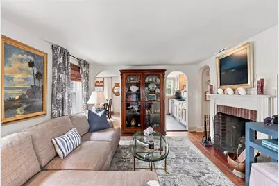 33 Nicholson Crescent, Middletown, RI 02842 - Photo 10
