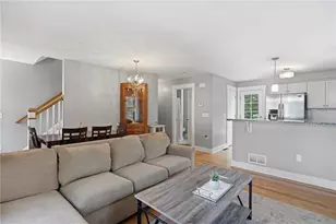 12 Park Ave, Narragansett, RI 02882 - Photo 10