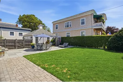 40 W Narragansett Avenue, Newport, RI 02840 - Photo 24