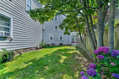 24 Pond Avenue, Newport, RI 02840 - Photo 6