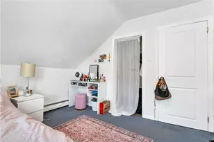 24 Pond Ave, Newport, RI 02840 - Photo 36