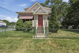 236 Becker Ave, East Providence, RI 02915 - Photo 1