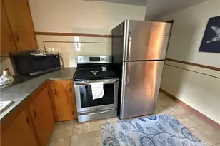 31 Funston Ave, Providence, RI 02908 - Photo 14