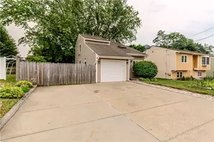 28 Dante Ave, Johnston, RI 02919 - Photo 28