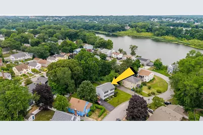 152 Concord Avenue, Cranston, RI 02910 - Photo 2