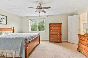 351 New London Ave, Warwick, RI 02886 - Photo 18