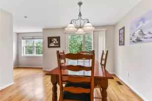 351 New London Ave, Warwick, RI 02886 - Photo 10
