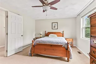 351 New London Ave, Warwick, RI 02886 - Photo 20