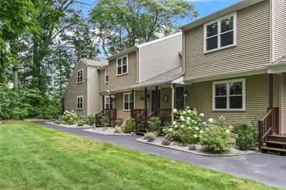 351 New London Avenue #105, Warwick, RI 02886 - Photo 2