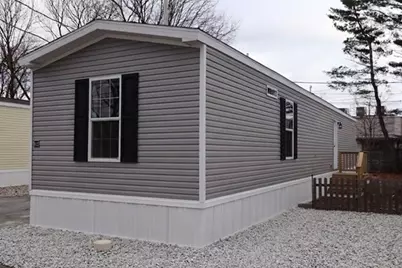 1346 Newport Avenue, Attleboro, MA 02703 - Photo 2