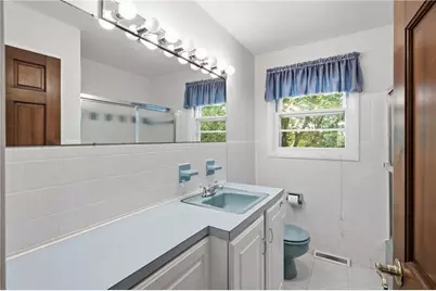 251 Madeleine Avenue, Woonsocket, RI 02895 - Photo 14