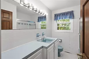 251 Madeleine Ave, Woonsocket, RI 02895 - Photo 14