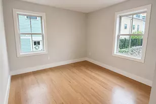 67 Queen St, East Greenwich, RI 02818 - Photo 10