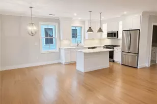 67 Queen St, East Greenwich, RI 02818 - Photo 6