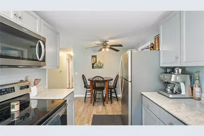 52 Brentwood Avenue, Warwick, RI 02886 - Photo 6
