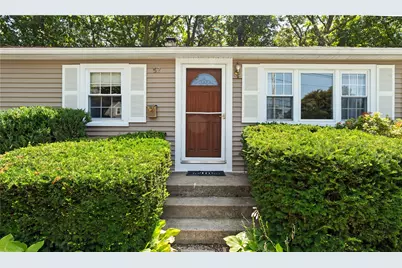 52 Brentwood Avenue, Warwick, RI 02886 - Photo 4