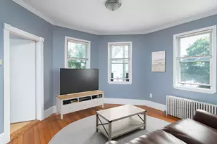 16 Sherwood St, Cranston, RI 02920 - Photo 10