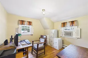 40 Oak Hill Rd, South Kingstown, RI 02879 - Photo 22
