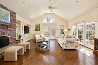 230 Kirby Avenue, Warwick, RI 02889 - Photo 4